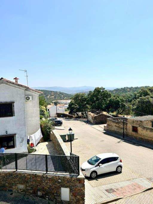 Hispalis Villa En Aracena La Umbria  外观 照片